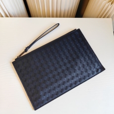 Mens Bottega Veneta Clutch Bags